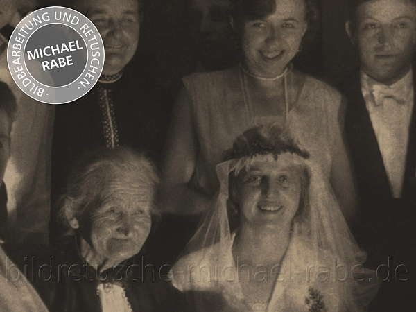 Nach der Bildretusche: Historisches Foto restauriert: Hochzeit 1928