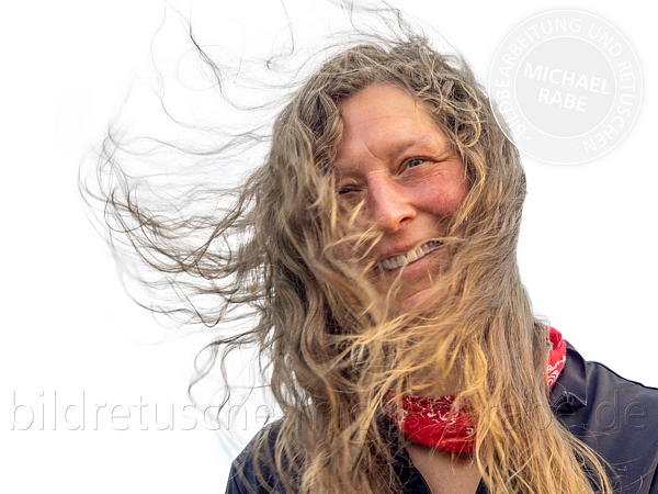 Nach der Bildretusche: Haare im Wind freistellen