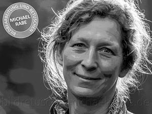 Siebdruckartiges Porträt mit grafischen Charakter: Tonwerte getrennt